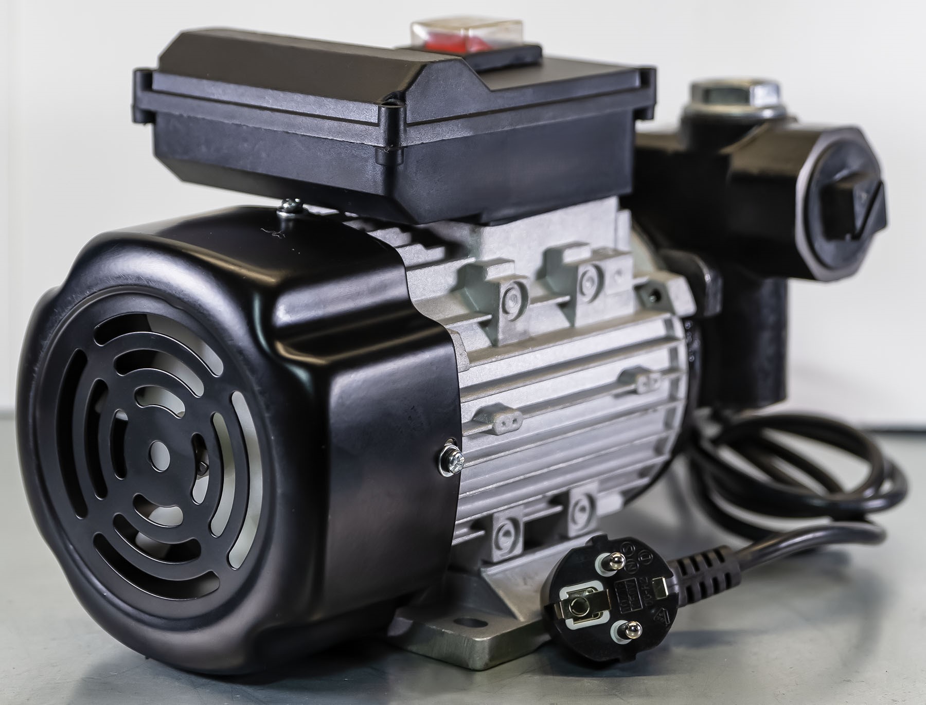 Насос DTP-60 насос для дизтоплива(до 60л/мин,1",220В,370Вт)