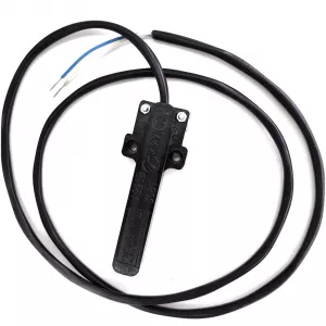 Контакт магнитоуправляемый (геркон Ливна)